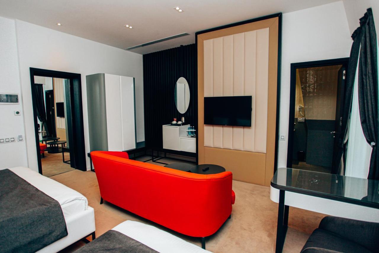 アイビー ガーデン ホテル バクー エクステリア 写真 A suite at the hotel